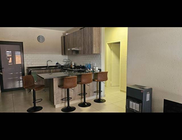 3 BEDROOM PROPERTY TO RENT IN BARTLETT